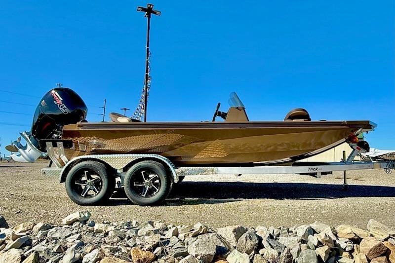 2026 Thor Lake Hammer 1900 SC - Sold Boat
