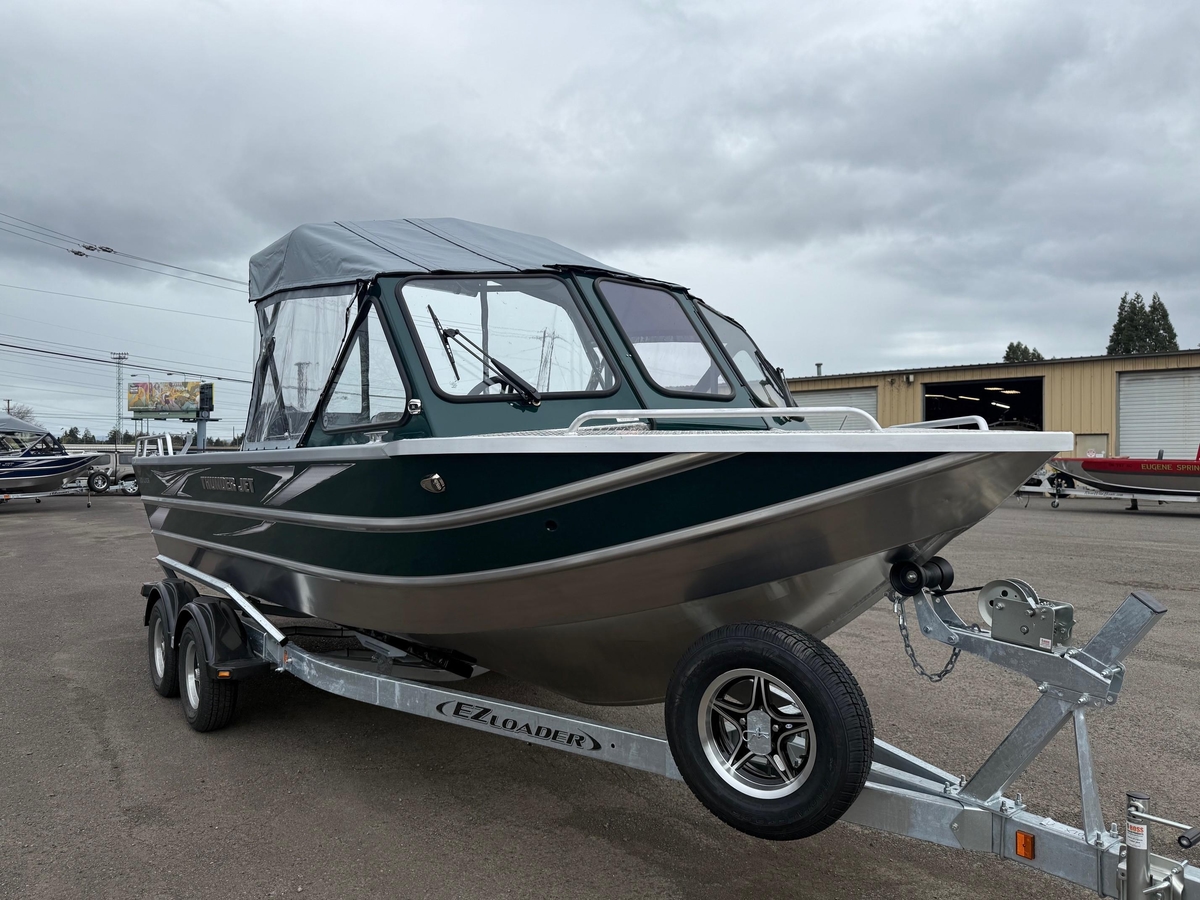 2025 Thunder Jet 210 Luxor - Sold Boat