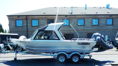 BOATZON | Thunder Jet Luxor 20 Half Hardtop 2014