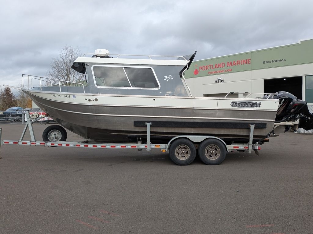 2018 Thunder Jet TJ Pilot - Sold Boat