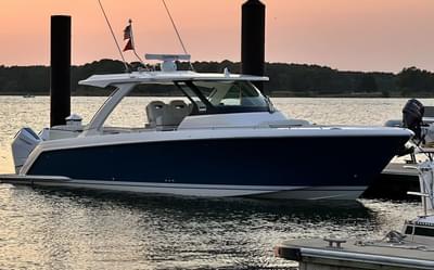 BOATZON | TIARA 38LS 2024 BOATZON | TIARA 38LS 2024