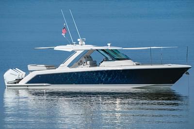 BOATZON | Tiara Sport 38 LS 2025