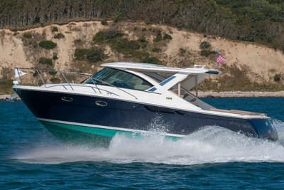 BOATZON | Tiara Yachts 31 2018