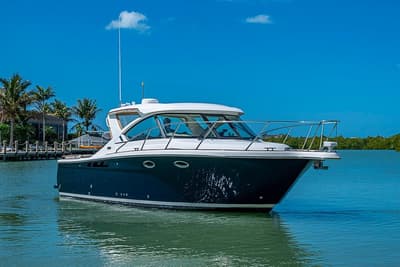 BOATZON | Tiara Yachts 3100 Coronet 2012
