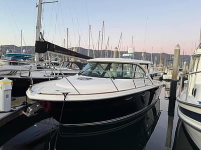 BOATZON | Tiara Yachts 3100 Coronet 2016 BOATZON | Tiara Yachts 3100 Coronet 2016
