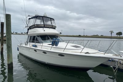 BOATZON | Tiara Yachts 3100 Flybridge 1989 BOATZON | Tiara Yachts 3100 Flybridge 1989