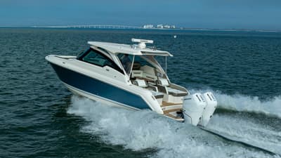 BOATZON | Tiara Yachts 34 LX 2025