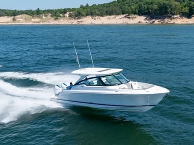 BOATZON | Tiara Yachts 34LX 2026