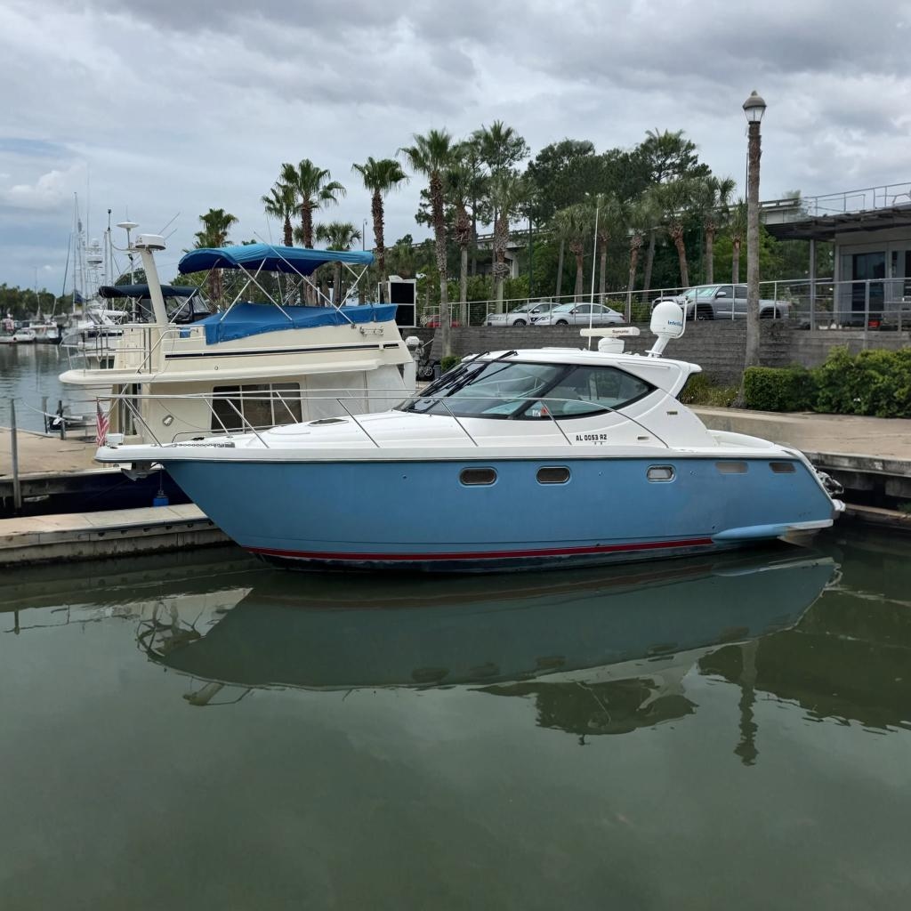 2008 Tiara Yachts 3500 Sovran - Sold Boat