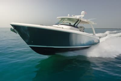 BOATZON | Tiara Yachts 38 LS 2018