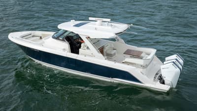 BOATZON | Tiara Yachts 38 LS 2024