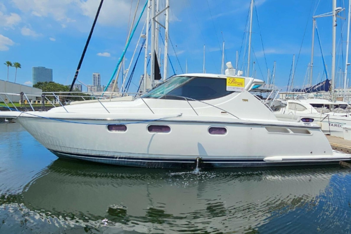 2007 Tiara Yachts 3900 Sovran - Sold Boat