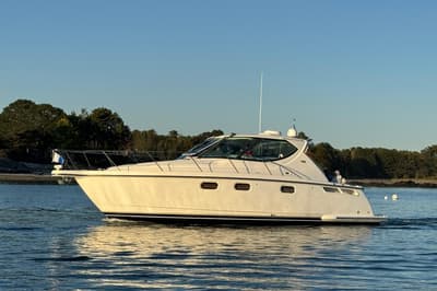 BOATZON | Tiara Yachts 3900 Sovran 2008