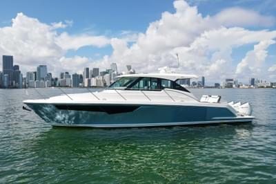 BOATZON | Tiara Yachts 43 LE 2021
