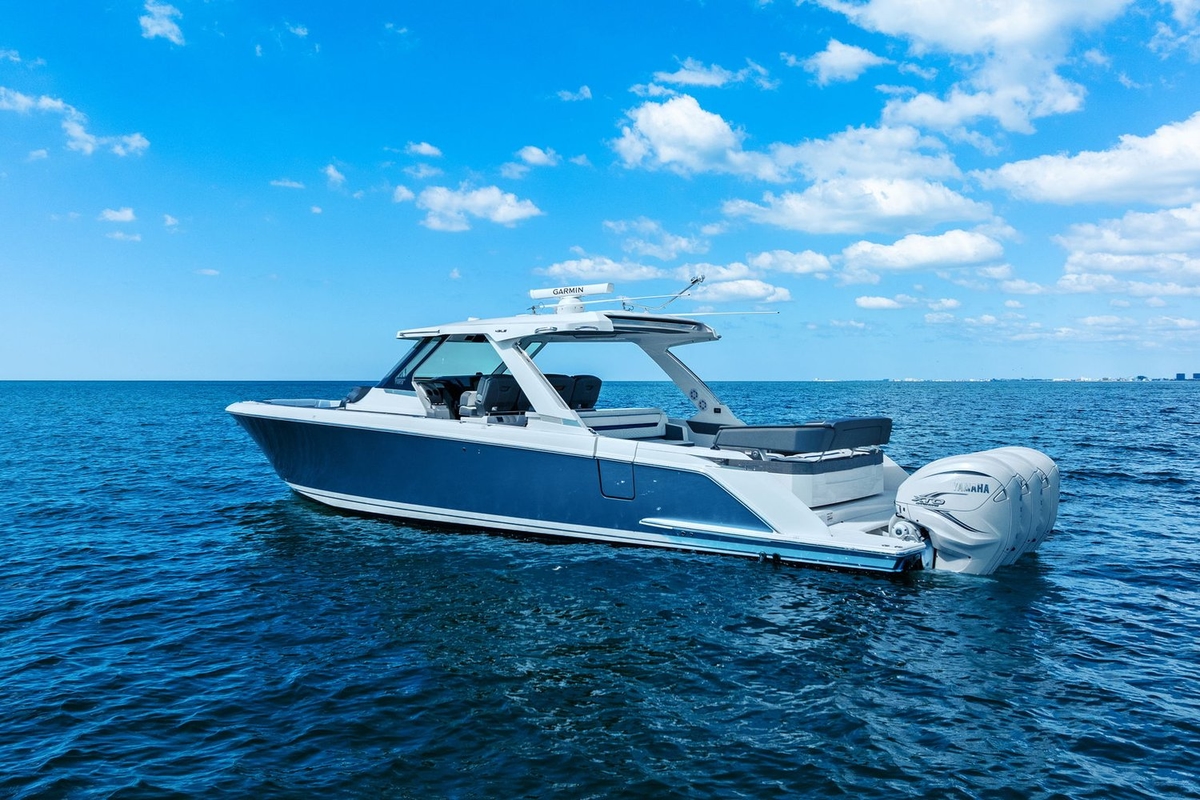 2021 Tiara Yachts 43 LS - Sold Boat