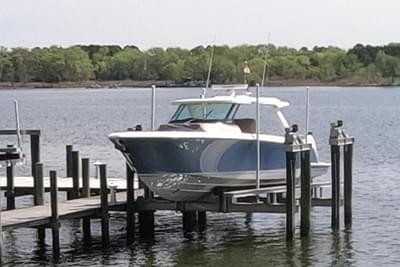 BOATZON | Tiara Yachts 43 LS 2024