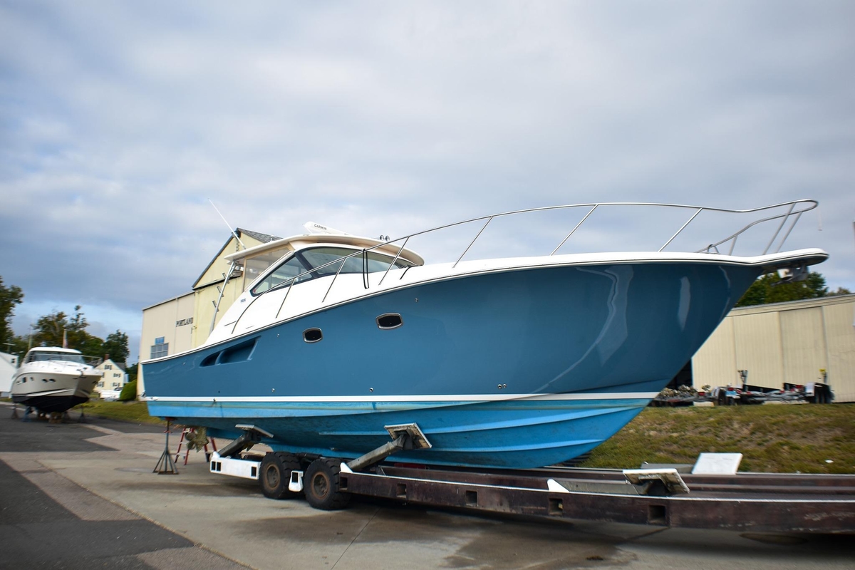 2016 Tiara Yachts 4300 Open - Sold Boat