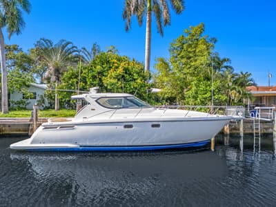 BOATZON | Tiara Yachts 4300 Sovran 2006