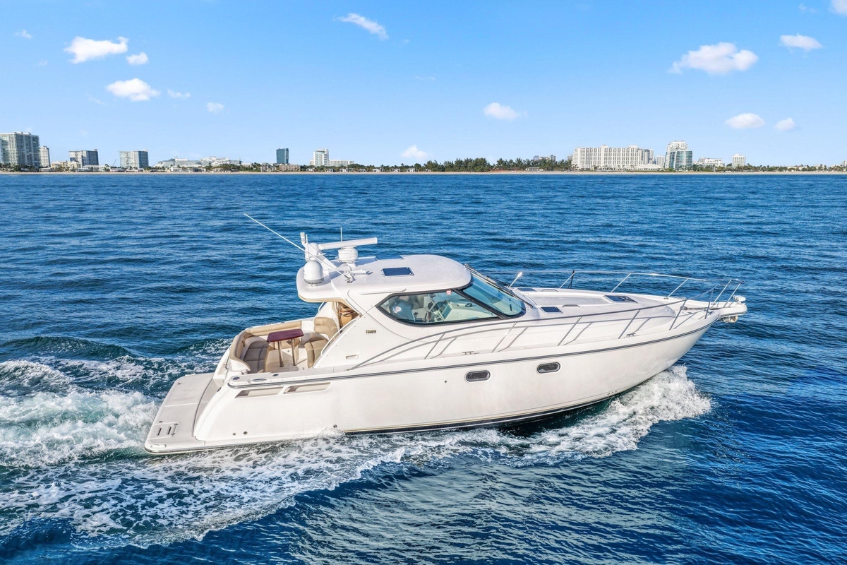 2008 Tiara Yachts 4300 Sovran - Sold Boat
