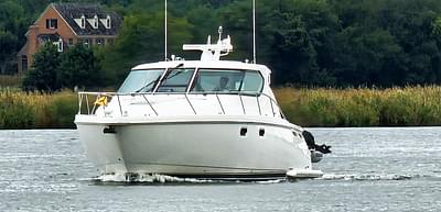 BOATZON | Tiara Yachts 4300 Sovran 2009 BOATZON | Tiara Yachts 4300 Sovran 2009