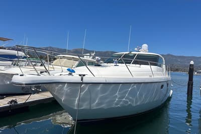 BOATZON | Tiara Yachts 4300 Sovran 2009