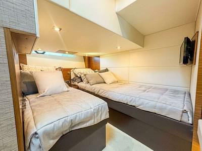 BOATZON | Tiara Yachts 44 Coupe 2017