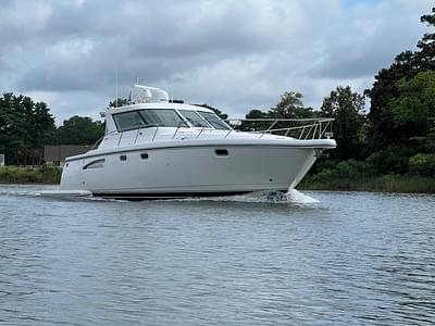 BOATZON | Tiara Yachts 4400 Sovran 2004 BOATZON | Tiara Yachts 4400 Sovran 2004