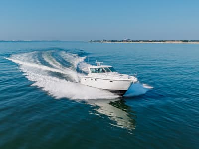 BOATZON | Tiara Yachts 4400 Sovran 2006