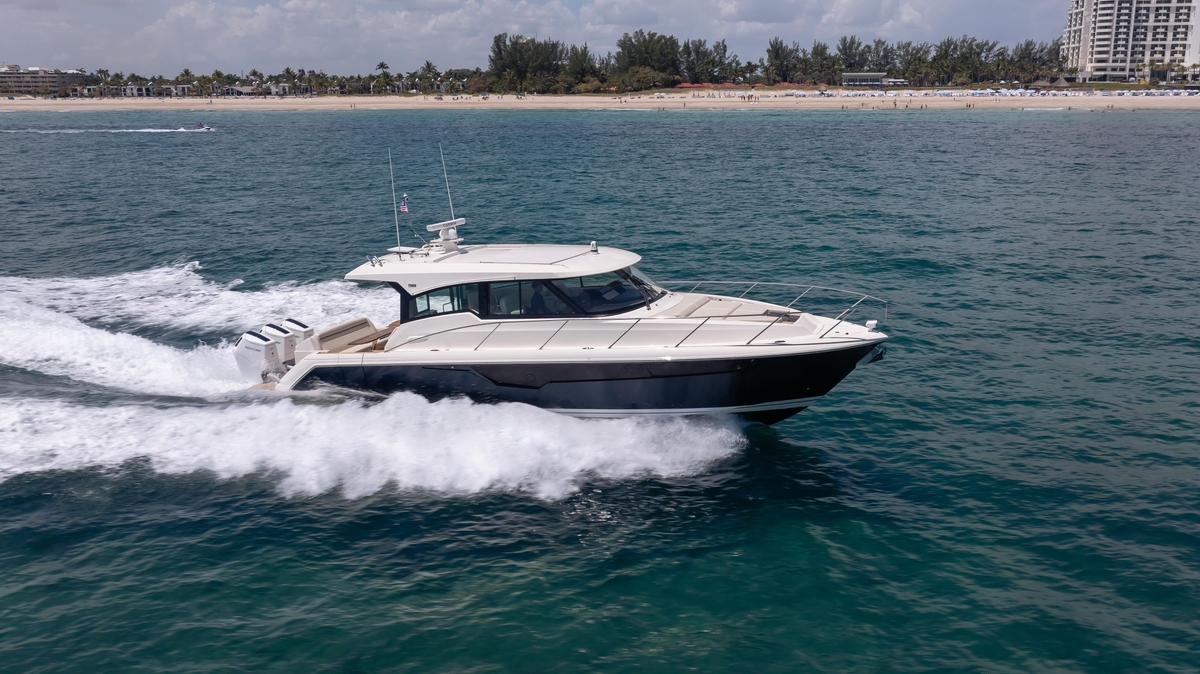 2024 Tiara Yachts 48 LE - Sold Boat