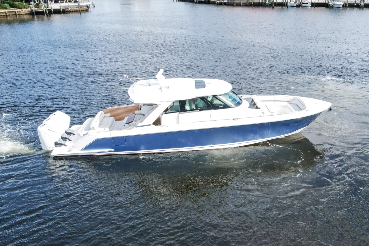 2022 Tiara Yachts 48 LS - Sold Boat