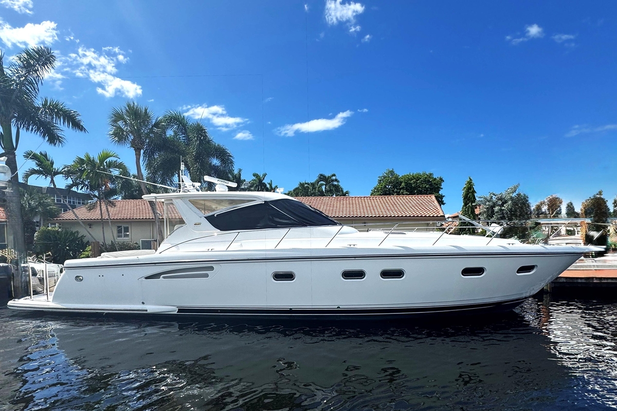 2003 Tiara Yachts 5200 Express - Sold Boat