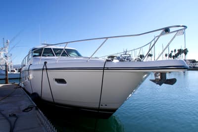 BOATZON | Tiara Yachts 5200 Sovran Salon 2006