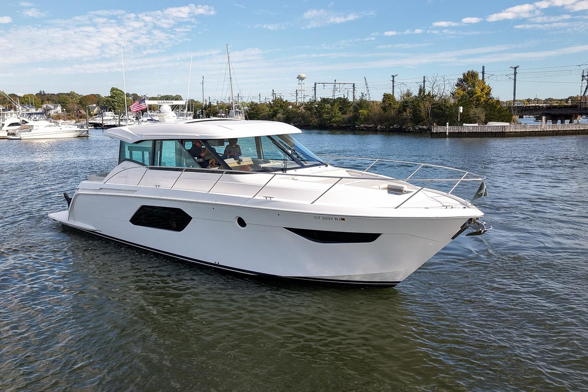 2019 Tiara Yachts C49 Coupe - Sold Boat