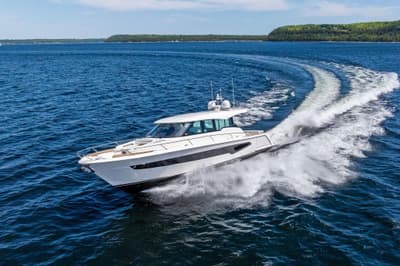 BOATZON | Tiara Yachts EX 60 2025