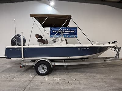 BOATZON | Tidewater 1910 Bay Max 2017