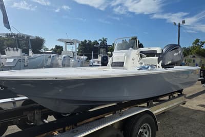 BOATZON | Tidewater 1910 Bay Max 2027 BOATZON | Tidewater 1910 Bay Max 2027