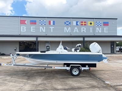 BOATZON | Tidewater 1910 Bay Max 2027