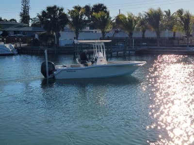 BOATZON | Tidewater 210 Adventure 2020