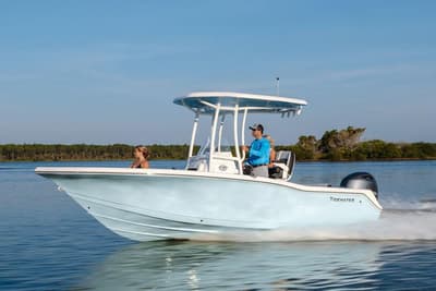 BOATZON | Tidewater 210 CC Adventure 2023