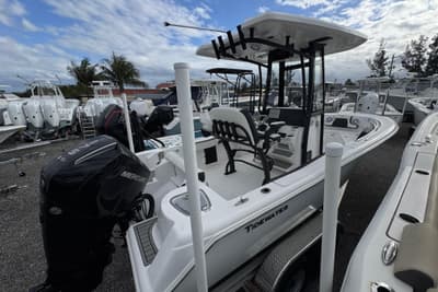 BOATZON | Tidewater 210 CC Adventure 2026 BOATZON | Tidewater 210 CC Adventure 2026