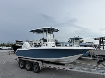 BOATZON | Tidewater 210 CC Adventure 2027 BOATZON | Tidewater 210 CC Adventure 2027