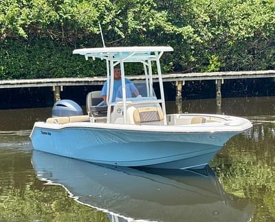 BOATZON | Tidewater 210 LXF 2022 BOATZON | Tidewater 210 LXF 2022