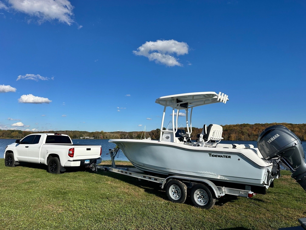 Tidewater 210 LXF 2025