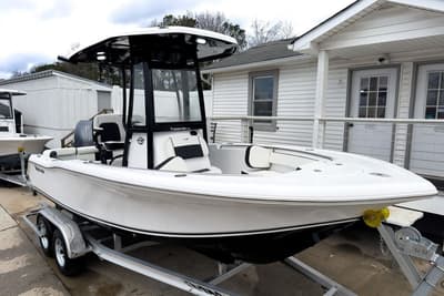 BOATZON | Tidewater 210 LXF 2026