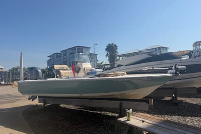 BOATZON | Tidewater 2110 Bay Max 2019