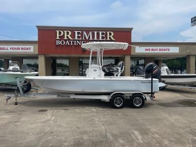 BOATZON | Tidewater 2110 Bay Max 2025