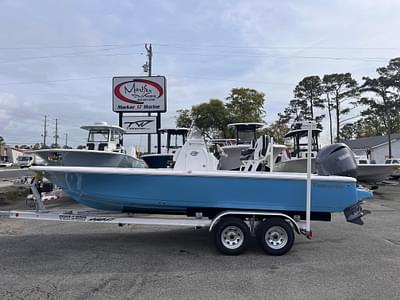 BOATZON | Tidewater 2110 Bay Max 2025 BOATZON | Tidewater 2110 Bay Max 2025