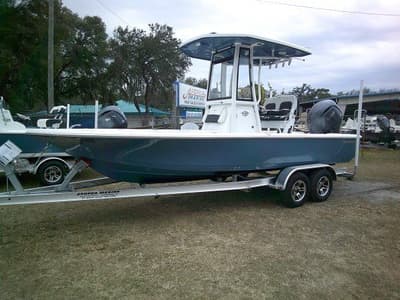 BOATZON | Tidewater 2110 Bay Max 2026