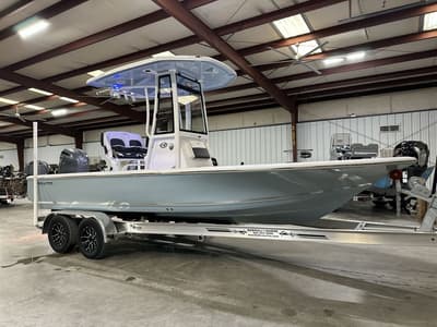 BOATZON | Tidewater 2110 Bay Max 2026
