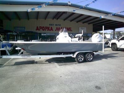 BOATZON | Tidewater 2110 Bay Max 2027